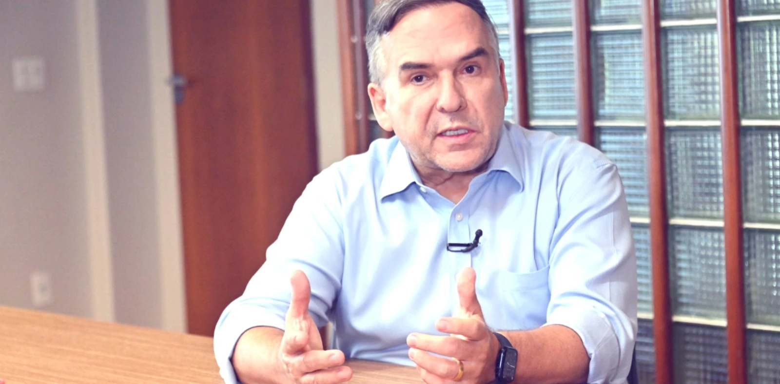 Mabel começa bem segundo pesquisa
