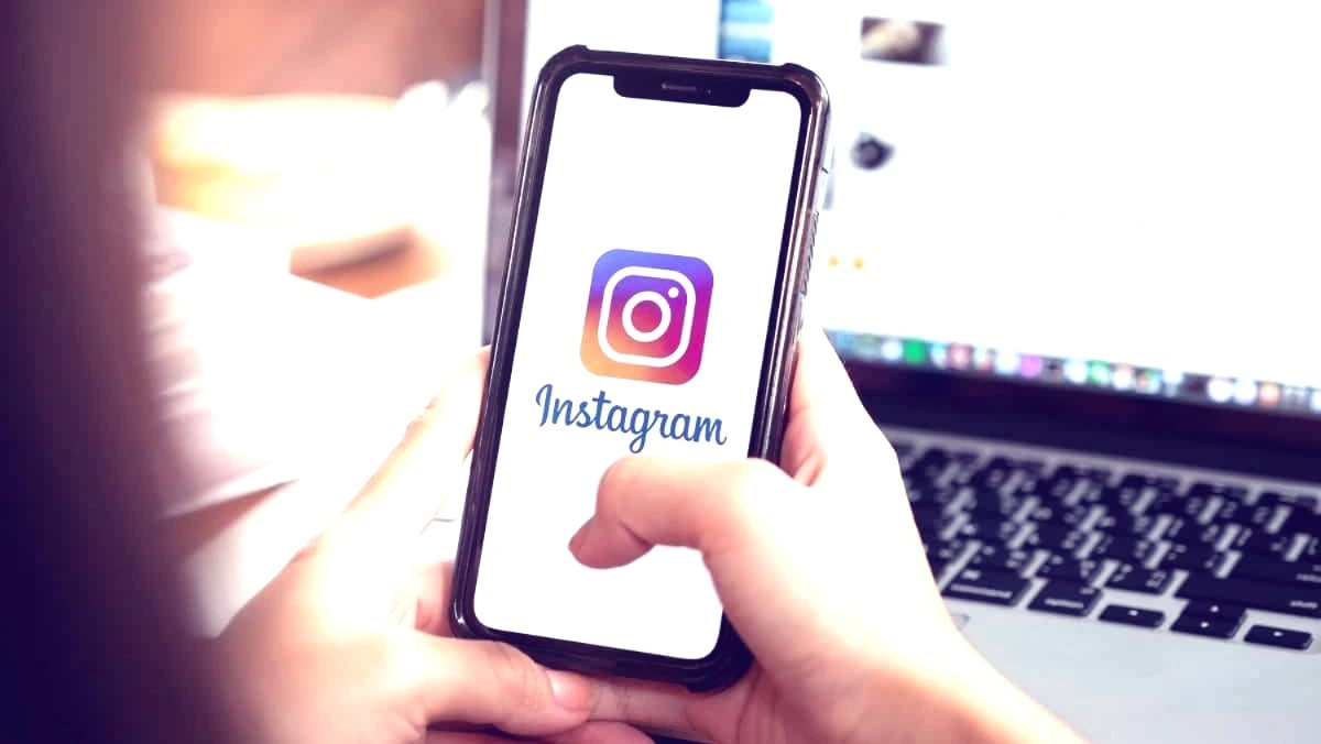 A 2ª Turma Recursal dos Juizados Especiais Cíveis de Goiânia confirmou a condenação do Facebook Serviços Online do Brasil (responsável pelo Instagram) por excluir, sem justificativa específica, o perfil @10centralizados, dedicado ao futebol goiano.