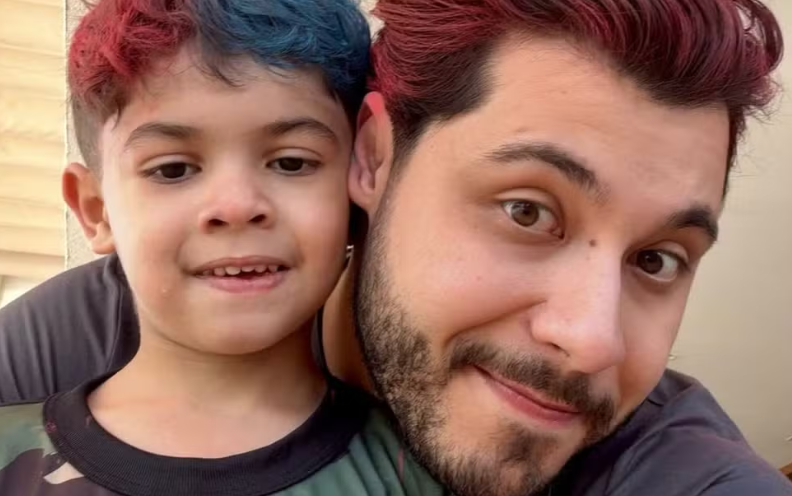 O cantor Murilo Hulf ingressou na justiça no último dia 11 de junho com um pedido de guarda unilateral do filho Léo, de 5 anos, fruto de seu relacionamento com a cantora Marília Mendonça, falecida em 2021.