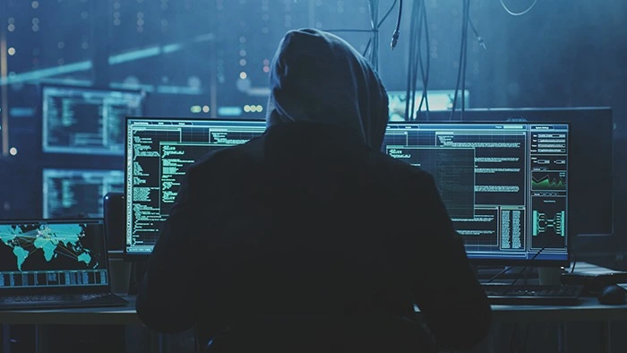 A Polícia Federal (PF) e o Ministério Público de São Paulo prenderam, nesta quarta-feira (16), dois suspeitos de participação no ataque hacker que desviou ao menos 4541 milhões de contas de instituições de pagamento.