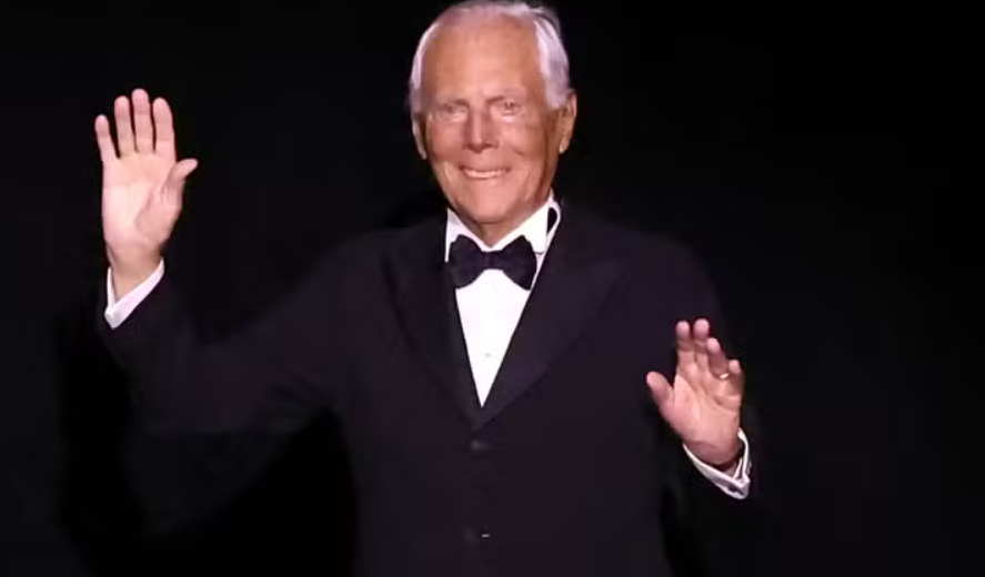 O mundo da moda perdeu um de seus maiores ícones. O estilista italiano Giorgio Armani morreu nesta quinta-feira (4/09), aos 91 anos, segundo comunicado oficial da sua grife.