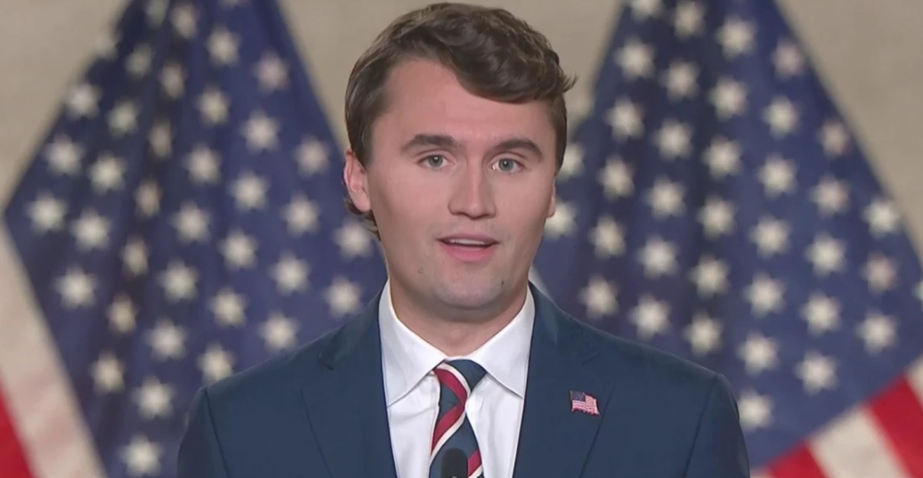 As autoridades, ainda, não identificou o atirador. Inicialmente, a polícia universitária informou ter detido um suspeito, mas mais tarde confirmou que não era responsável pelos disparos.