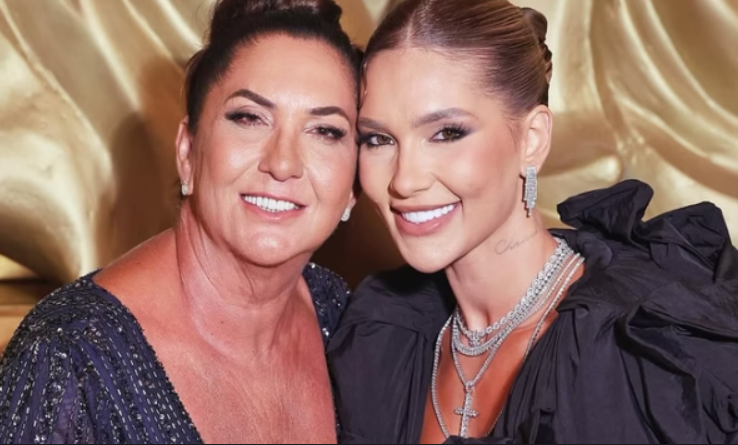 Durante uma transmissão ao vivo nesta terça-feira 930.set.2025) a influenciadora Virginia Fonseca contou que sua mãe, Margareth Serrão, ficou bastante abalada com o fim de seu casamento com o cantor Zé Felipe, em maio.