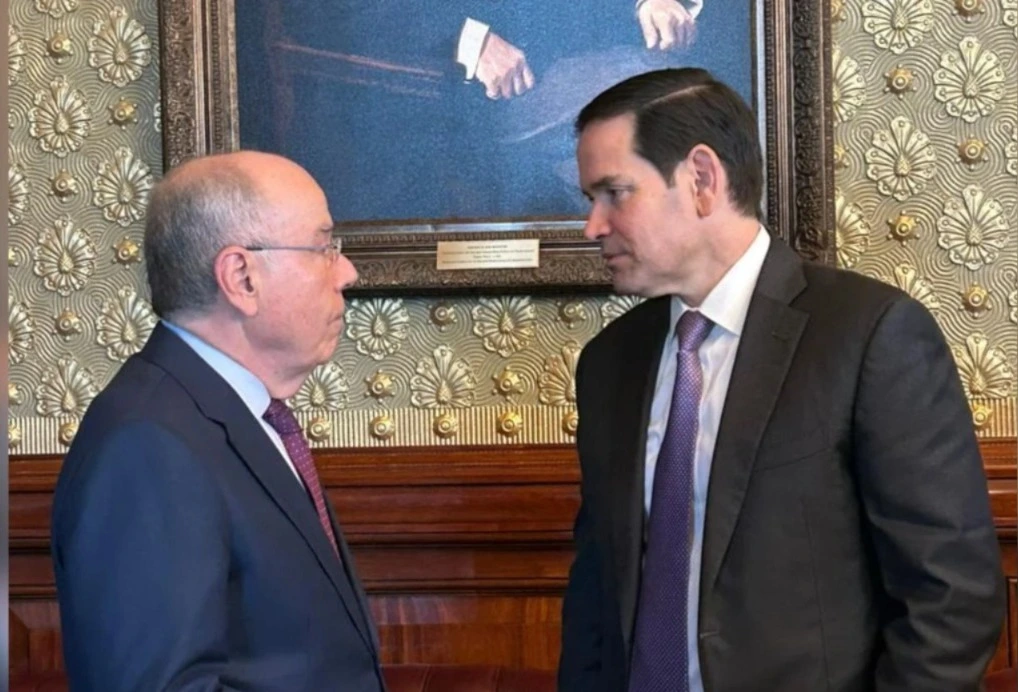 O secretário de Estado dos EUA, Marco Rubio, recebe nesta quinta-feira 913) o chanceler Mauro Vieira para uma nova rodada de discussões sobre o tarifaço imposto pelo governo americano a produtos brasileiros.