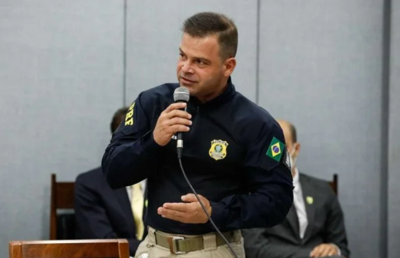 Ex-diretor da PRF Silvinei Vasques foi preso nesta sexta-feira (26), no aeroporto Silvio Pettrorossi, em Assunção, ao tentar embarcar para El Salvador.