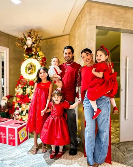 No antepenúltimo dia do ano, Zé Felipe informou nas redes sociais, nesta segunda-feira (29), que o relacionamento com Ana Castela chegou ao fim.