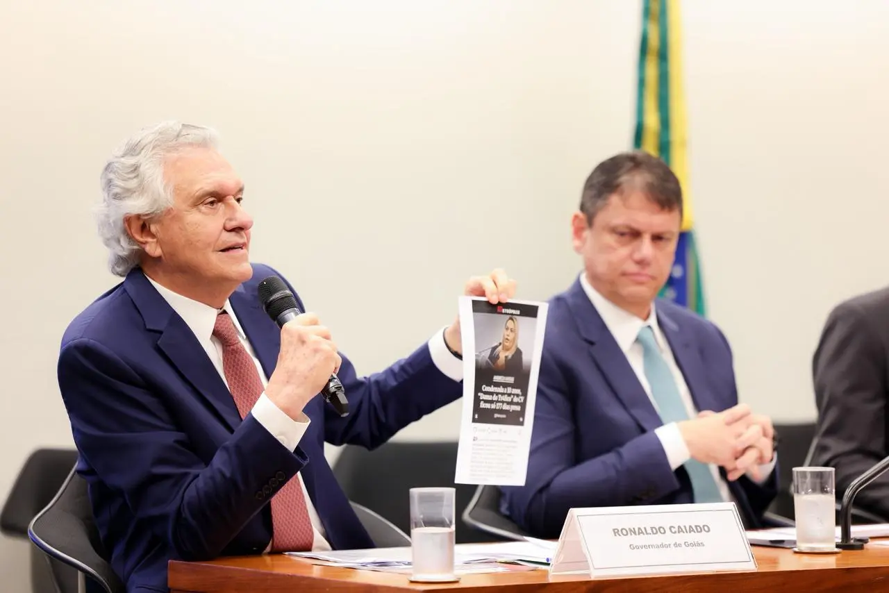 Em audiência pública na Câmara dos Deputados em 2.dez.2025, o governador de Goiás, Ronaldo Caiado (União Brasil), afirmou que a PEC da Segurança Pública enviada pelo governo Lula é 