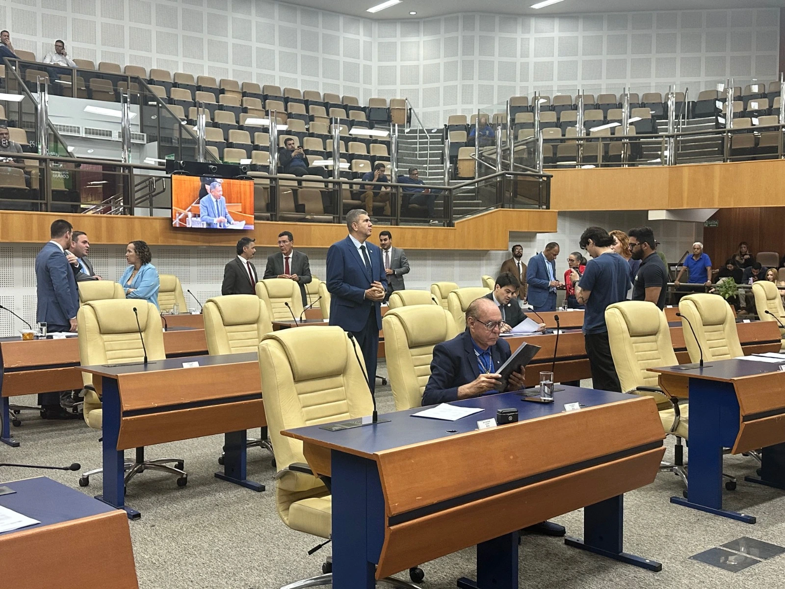 A Câmara de Goiânia marcou reuniões na sexta-Feira 9260 e sessão extraordinária na segunda -feira (29) para votar LOA 2026 e analisar propostas do executivo.