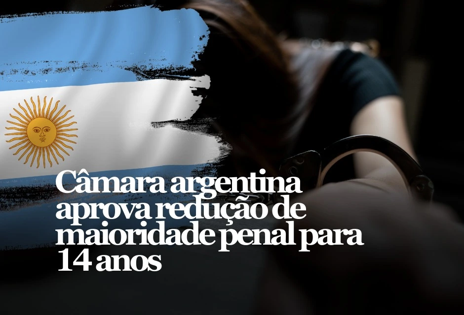 Hoje (quinta-feira, 12), a Câmara dos Deputados da Argentina aprovou a redução da idade de responsabilidade penal de 16 para 14 anos, por 149 votos a 100. O projeto, apoiado pelo governo Javier Milei, agora segue para o Senado. Na prática, adolescentes a partir de 14 anos passam a poder ser julgados dentro de um novo regime penal juvenil. O texto prevê medidas que vão de restrições e acompanhamento socioeducativo a privação de liberdade em regimes específicos; e estabelece teto de até 15 anos para penas em casos mais grav3s (como h0m1cíd10, r0ub0 v10l3nt0, 4b#s0 s3xu4l e s3qu3str0). O governo argumenta que a mudança responde à sensação de impunidade e à escalada de casos que geraram comoção pública, sustentando que um adolescente de 14 anos compreende a gravidade dos próprios atos. A Casa Rosada tratou a aprovação como um passo para “proteger as vít1m4s” e fechar brechas do sistema. Do outro lado, críticos e especialistas apontam que a medida tende a aumentar encarceramento juvenil sem atacar as causas do delito, e questionam o foco em punição em vez de políticas de prevenção, escola e saúde mental. Para esse grupo, a discussão central não é “se pune”, mas “como” e “com qual objetivo”: ressocialização ou apenas castigo. A votação também tem leitura política: Milei busca consolidar a agenda de segurança como vitrine, enquanto a oposição tenta evitar que o tema vire plebiscito emocional. O Senado deve ser o verdadeiro teste — e é ali que o texto pode endurecer, suavizar ou travar. Fontes: Câmara dos Deputados da Argentina; El País; CNN Brasil.