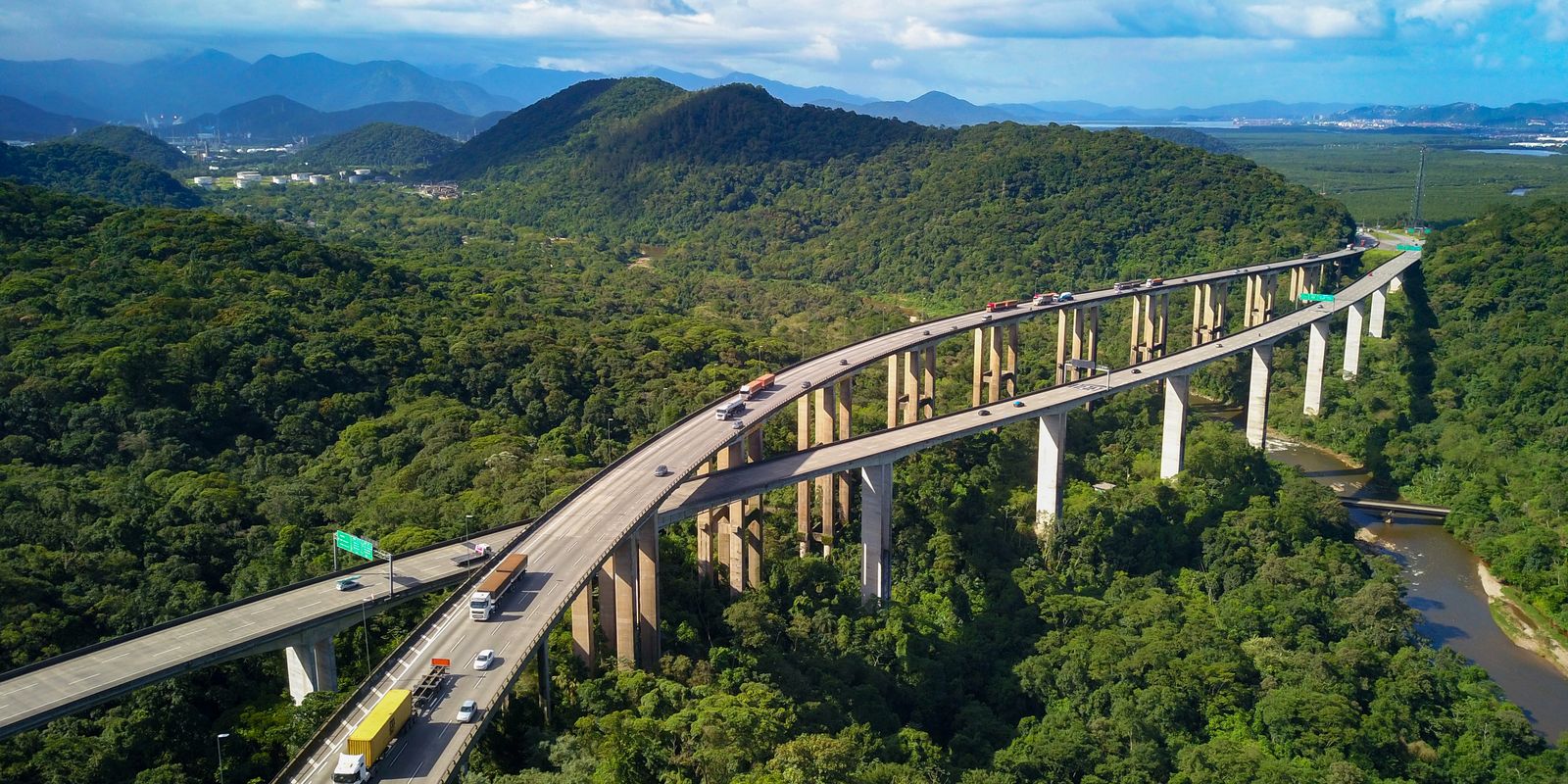 Brasil precisa aumentar investimentos em infraestrutura para reduzir déficit