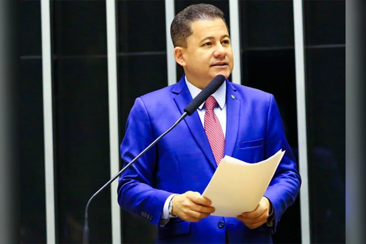 Cezinha de Madureira se defende de irregularidades em operação da PF
