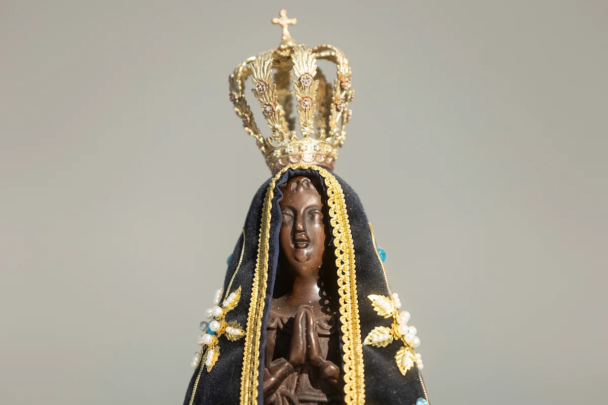 Controvérsia em torno de Nossa Senhora Aparecida marca eleições de 2026