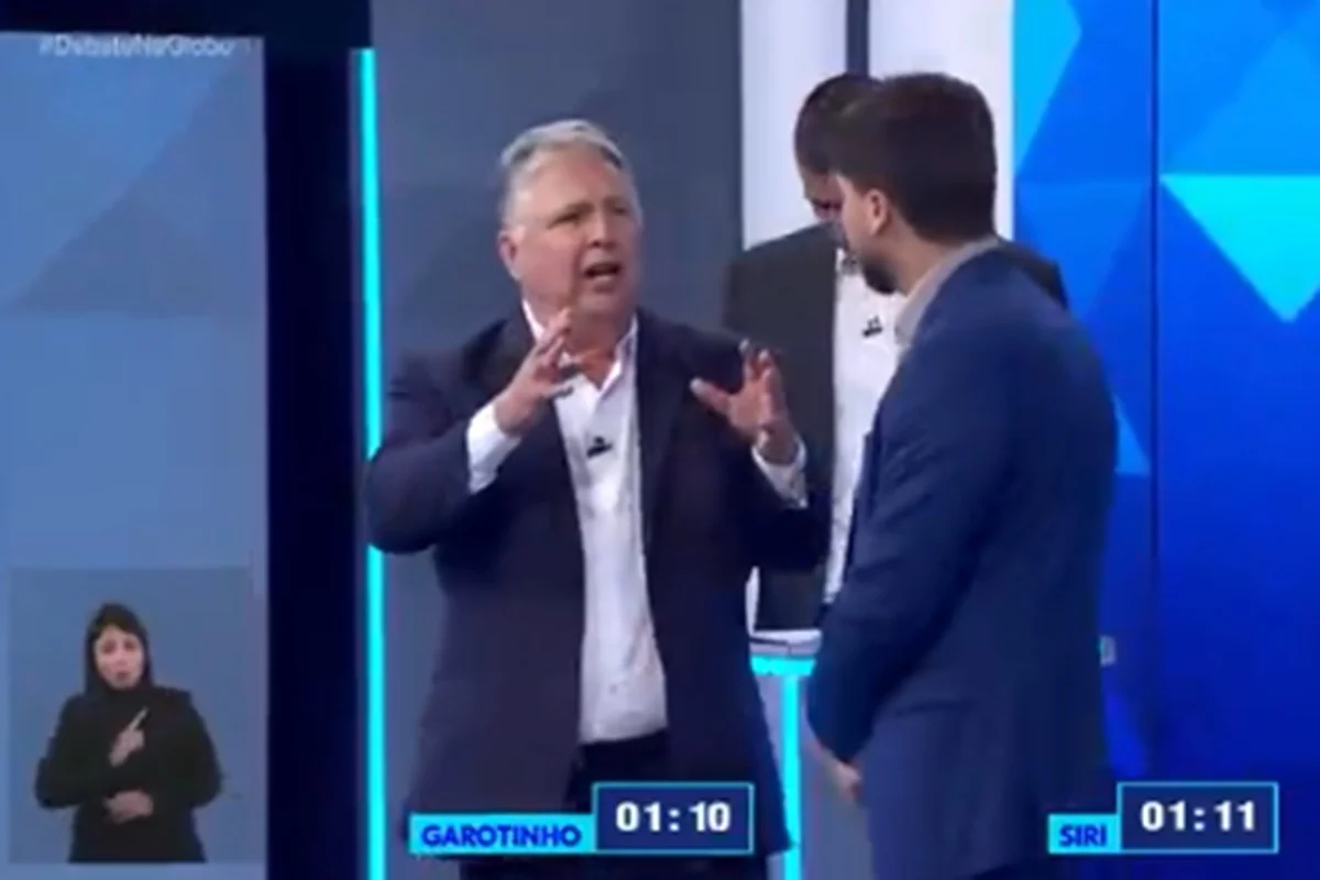 Garotinho menciona programa 