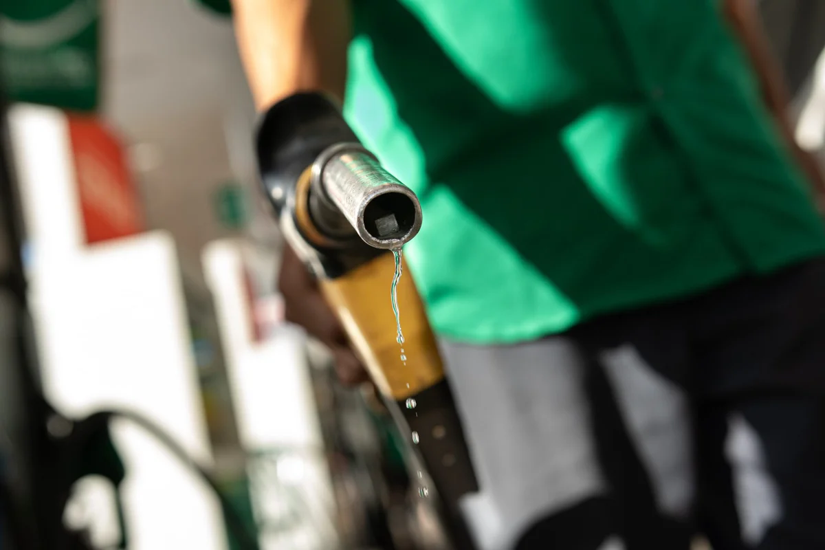 Governo anuncia nova subvenção ao diesel de R$ 2,12 por litro