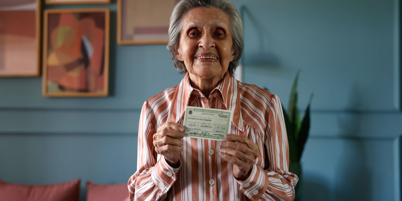 Iniciativa visa estimular o voto de eleitores acima de 70 anos no Brasil