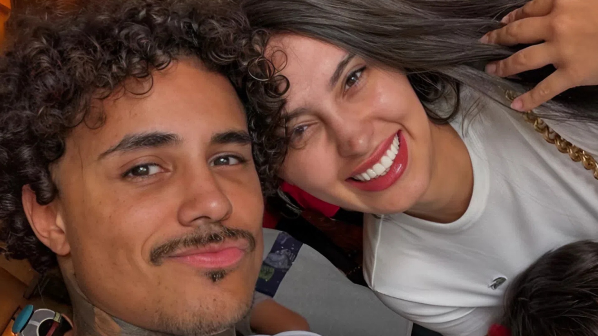 MC Livinho e Byanca Gabarron reatam relacionamento após separação de três meses