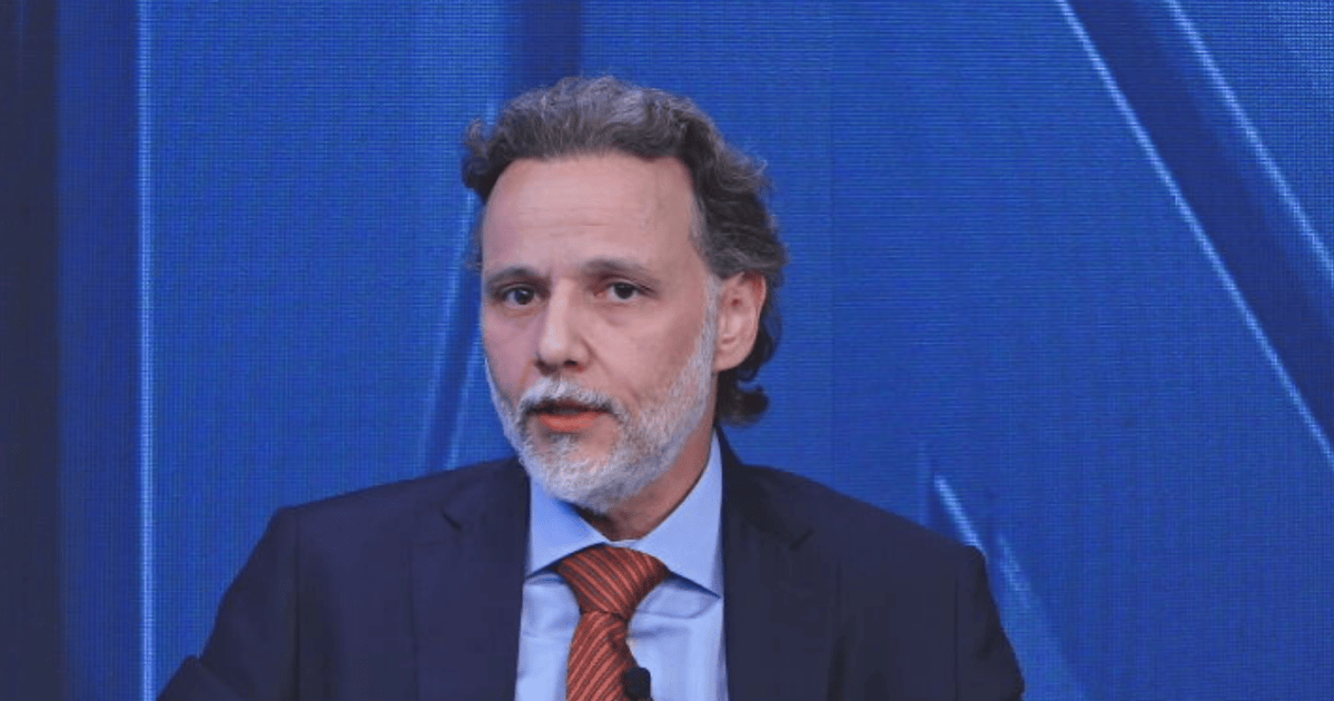 Advogado de Lulinha esclarece relação social com ministros do governo