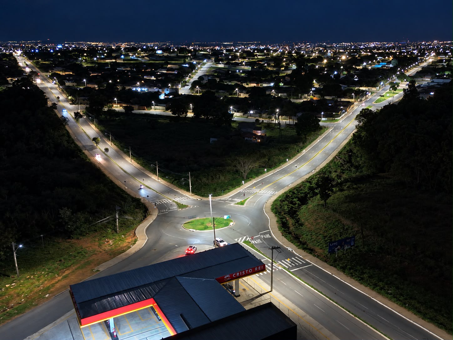 Aparecida de Goiânia finaliza nova iluminação pública em diversos trechos da cidade