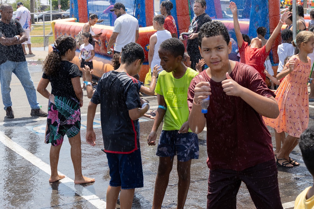 Aparecida promove festa com adoção de animais para o Dia das Crianças