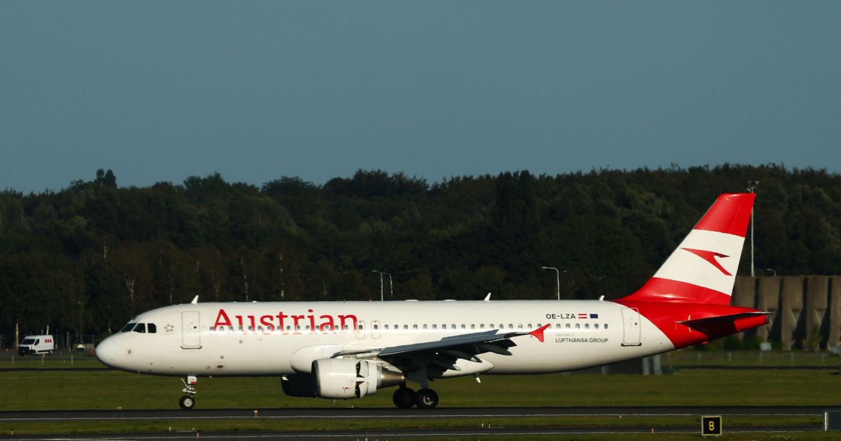 Avião da Austrian Airlines desvia para Sófia após ameaça de bomba