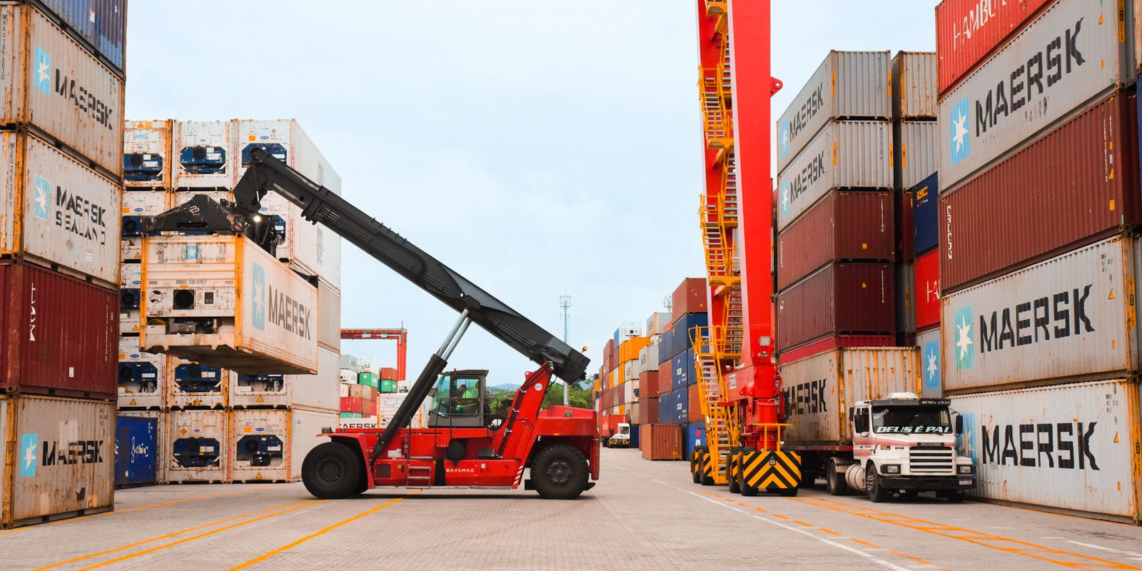 Governo libera R$ 6,49 bilhões para fomentar exportações
