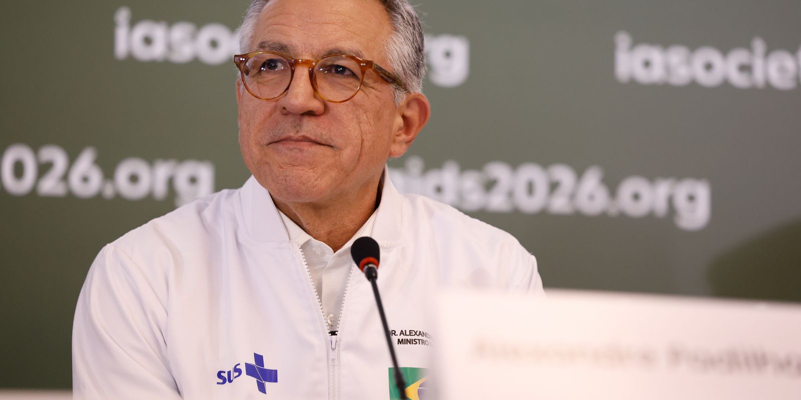 Ministro da Saúde notifica Veja por fake news sobre Lula e PF desmente depoimento