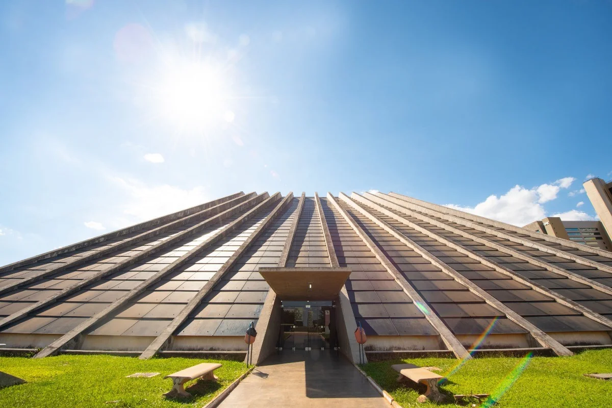 Nova série documental explora ícones culturais de Brasília