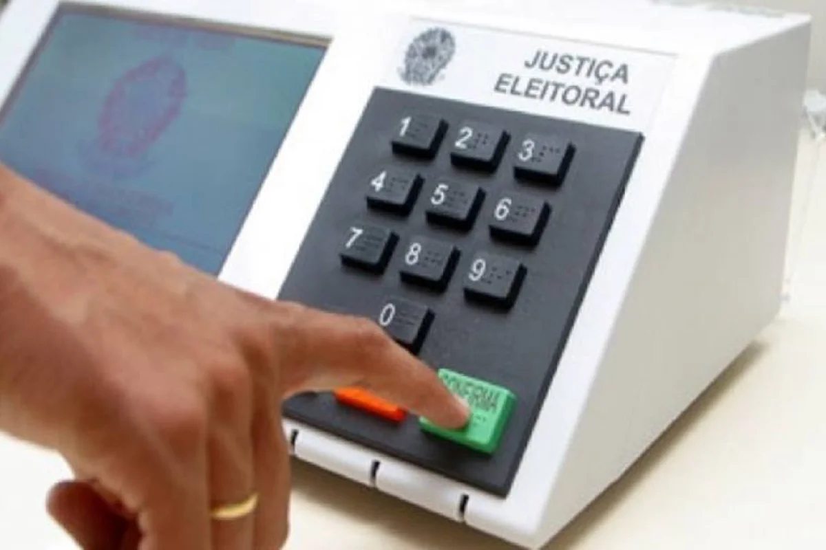 Quase metade dos brasileiros vê menor interesse nas eleições de 2026, aponta Datafolha