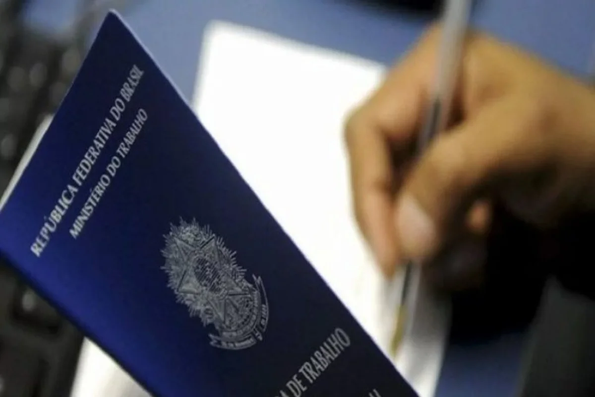 Senado aprova fim da escala 6x1 e estabelece novas regras de jornada de trabalho