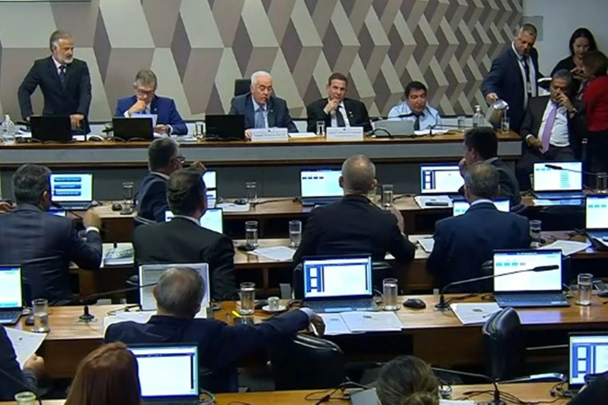 Senado avança na aprovação da PEC da Segurança Pública