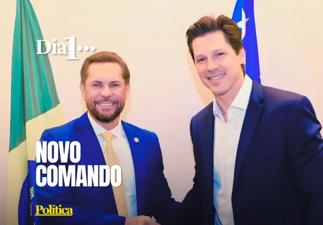 O deputado Bruno Peixoto (União Brasil), presidente da Assembleia Legislativa de Goiás, iniciou nesta quinta-feira (29) sua agenda como governador em exercício. A transferência do cargo foi formalizada na quarta-feira (28), com efeitos a partir das 20h, durante as férias de Daniel Vilela (MDB). Antes de assumir o Executivo, Peixoto anunciou que a Alego devolverá R$ 100 milhões de recursos não utilizados de seu orçamento ao Tesouro estadual. S
